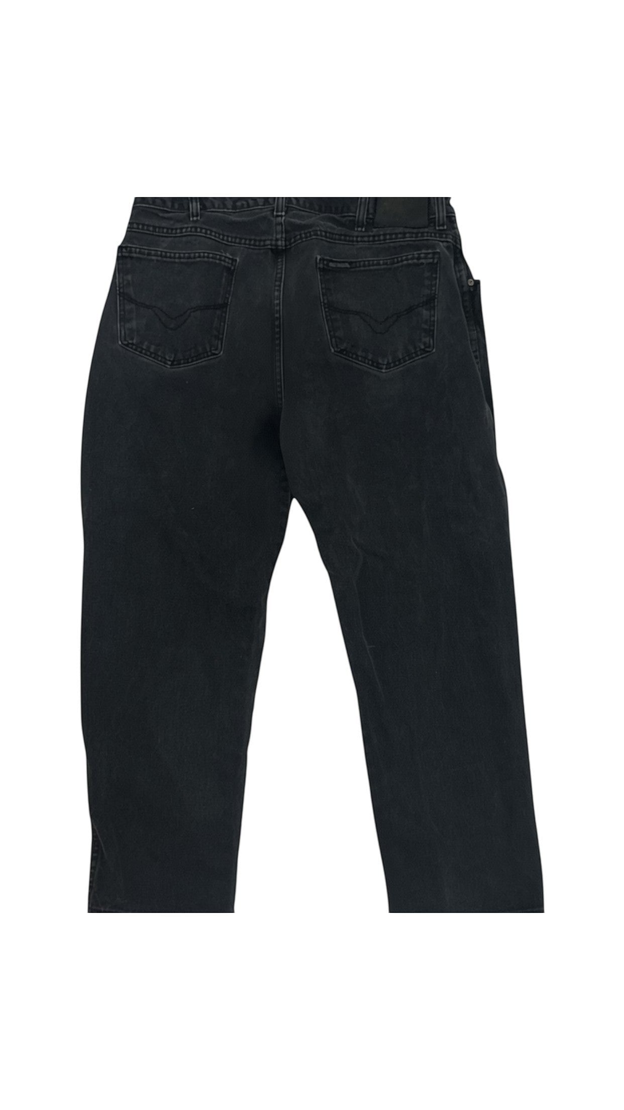SohoStich Co. black denim jeans with a relaxed fit and five-pocket design.